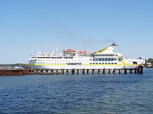 Kreuzfahrtschiff VISTAMAR in Stralsund