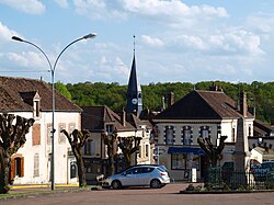 Skyline of La Selle-sur-le-Bied