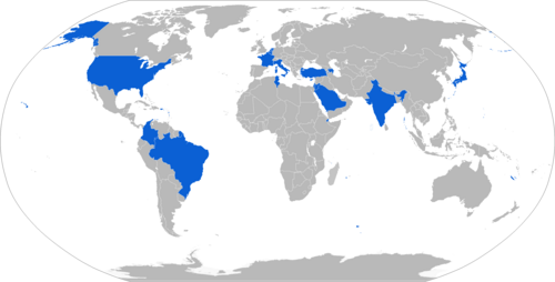 الدول المستخدمة للمدفع باللون الأزرق