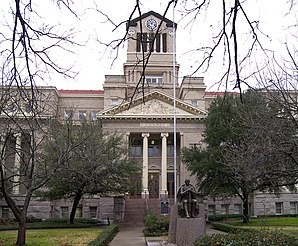 Das Navarro County Courthouse in Corsicana, gelistet im NRHP mit der Nr. 04000947[1]