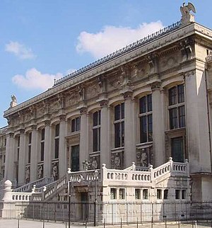 Palais de Justice de Paris, entrée Place Dauphine