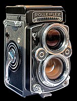 Rolleiflex-kamera, tvåögd mellanformatskamera för 6 × 6 cm.