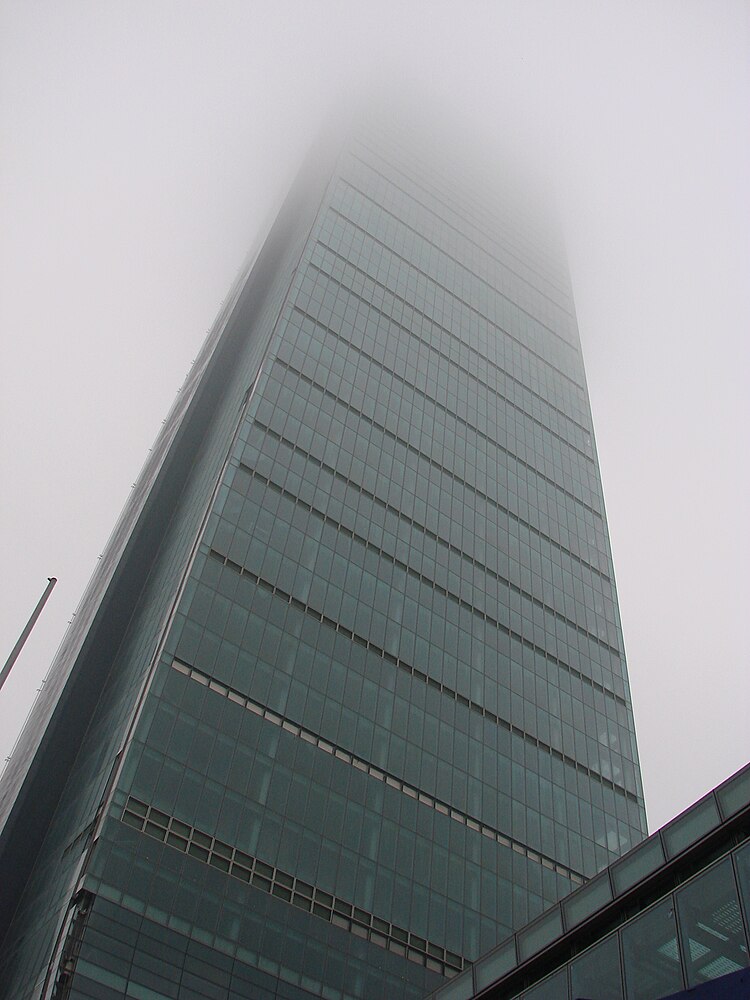 link:http://commons.wikimedia.org/wiki/File:Sapphire_Fog.jpg