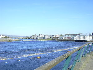 The River Shannon. (In the centre of the pictu...