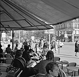 Терраса кафе «Дё маго» (1965)