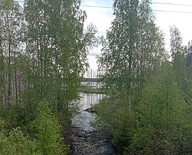 Вид с железнодорожного моста.