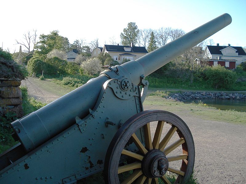 Файл:6inch 200pood siege gun suomenlinna 2.jpg