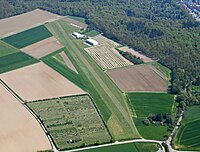 Aerial image of the Ober-Mörlen airfield.jpg