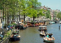 Canal in Jordaan, Amsterdam-Centrum.