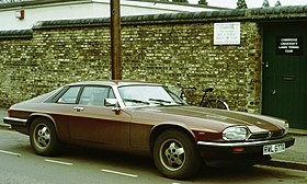 Jaguar XJS at tennis club 1981.jpg