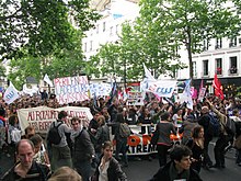 Fotografia d'una manifestació antiracista a París durant les eleccions al Parlament Europeu de 2014.