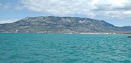Monts Géraniens depuis Corinthe.jpg