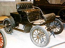 1902 Oldsmobile Curved Dash runabout Oldsmobile Curved Dash Runabout 1902.jpg