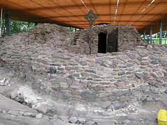 The ruins of the palace and church complex on Ostrów Lednicki