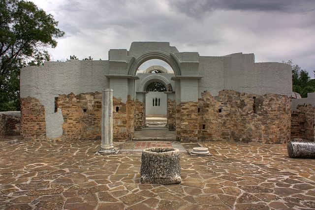 Ruínas da Igreja Redonda em Preslav.