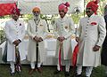 Achkan indossato da uomo Rajput durante un matrimonio indù in Rajasthan, India.