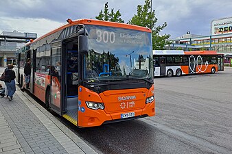 Bus 300 à Myyrmäki.