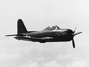 ジェットエンジンで飛行するFR-1 39651号機 (1945年6月24日撮影)