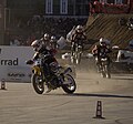 Супермото на EICMA в Милано Италия през 2007 г. Преход от офроуд трасето към пистата