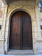 Porte de l'hôtel d'Ulmo située sous le baldaquin (XVIIe siècle ou entre 1526 et 1536).