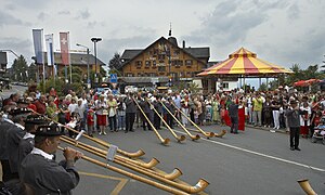 Joueurs de cor des Alpes lors de la fête nationale à Villars-sur-Ollon en 2008.