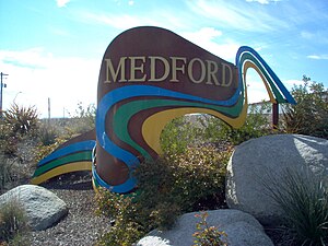 Welcome sign near the north end of Medford