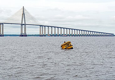 Ponte do Río Negro, Brasil