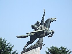 Монумент Чхоллима на холме Мансу в Пхеньяне