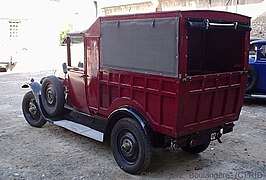 Carrosserie de type « Boulangère » (vue AR)