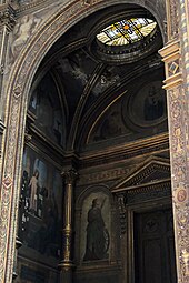 Côté est de la chapelle ; oculus sommital.