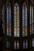 external image 120px-Koeln-Hohe_Domkirche_St_Peter_und_Maria-Zentrum_des_Chorobergadens_mit_Koenigsfenstern.jpg