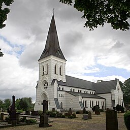 Nosaby kyrka i juni 2008