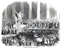 Ксилография Полка, принимающего присягу на восточном портике Капитолия, в окружении толпы людей.