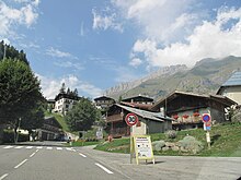 Dalan sa Col Des Arravis sa La Giettaz