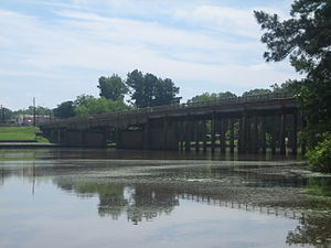 Река Сабина в Логанспорте, Лос-Анджелес IMG 0950.JPG