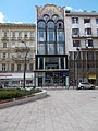Szervita-téri épületek, a Szénásy és Bárczay áruház kép jobb oldalán látható, Budapest
