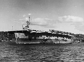 Die USS Natoma Bay (CVE-62) im April 1944