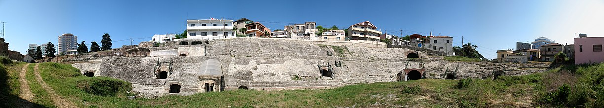 Panorama amfiteatra v Draču