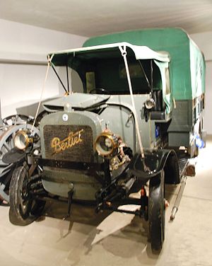 restaurierter Berliet CBA im WWI Memorial de Verdun