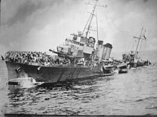 Bourrasque slowly sinking Dunkirk 1940 HU2280.jpg