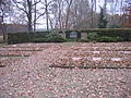 Kriegsgräberstätte auf dem Kahrener Friedhof.jpg