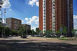 Moscow, Krivorozhskaya Street, new buildings (31420093076).jpg