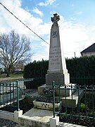 Le monument aux morts pour la patrie.