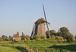 The Rietveldse Molen (nl) (Windmill of Rietveld) in the rural part of Hazerswoude.