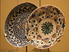 17th-century Persian potteries from Isfahan. Royal Ontario Museum, Toronto.