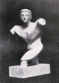 Raymond Duchamp-Villon, 1910–11, Torse de jeune homme (Torso of a young man), terracotta, 60.4 cm, Armory Show postcard, published 1913. Hirshhorn Museum and Sculpture Garden, Smithsonian Institution, Washington, D.C.