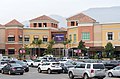 Mall Portal La Dehesa, perteneciente a Cencosud (Chile), empresa transnacional de retail, comercio y servicios.