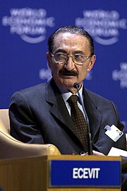 Bülent Ecevit-Davos 2000.jpg