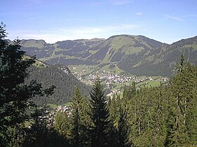 Châtel et le Morclan vus depuis le sud-ouest.