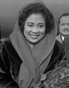 Fatmawati alternativt Fatmawati Soekarno, indonesisk nationalhjältinna. (en)